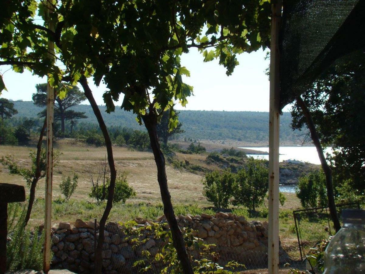 אוברובץ Holiday House Tunjarice מראה חיצוני תמונה